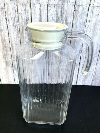 Vtg Arc France Ribbed Clear Glass Refrigerator Water Pitcher W/lid 10 " Tall