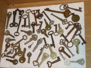 49 Vintage Keys Antique Key Skeleton Trunk Corbin Yale National Lockbox Chest