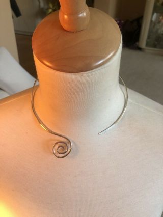 Vtg Sterling Silver 925 Modernist Designed Swirl Collar Necklace Choker Pendant 2
