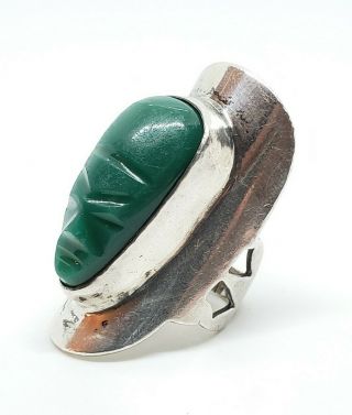 Chunky Vintage Signed Sterling Silver Carved Green Onyx Warrior Mask Ring