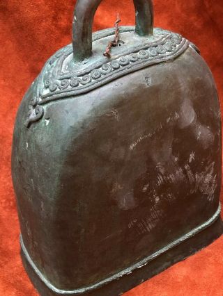 Bronze Elephant Bell India Asia Cast 10 " Tall 6 Pounds Oval 1/4 " Thick