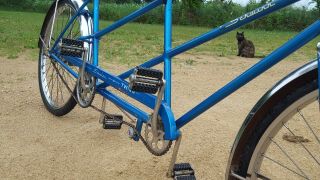 Vintage 1966 Chicago Schwinn Twinn Tandem Bicycle Blue w Basket S7 26 