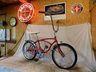 1970 Schwinn Stingray Boys Banana Seat Muscle Bike Apple Krate Red Vintage 70s