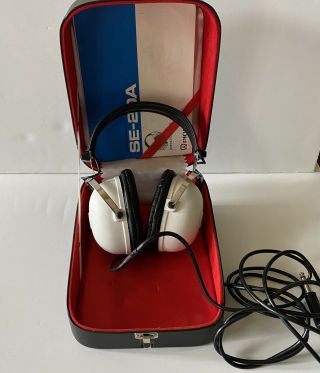 Vtg 70s Pioneer Stereo Headphones White Over The Ear Se - 20a 8 Ohm W/ Black Case