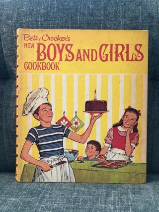 Vintage Betty Crocker’s Boys And Girls 1965 Cookbook Spiral Book Hardcover