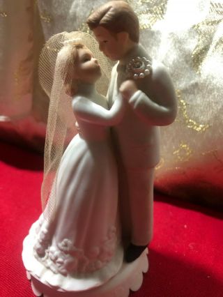 Vintage Mid Century Bride And Groom 6” Wedding Cake Topper / Porcelain With Veil