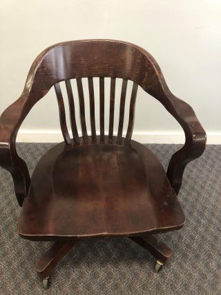 Vintage WOOD OFFICE CHAIR Swivel arm banker desk courthouse lawyer antique arm 4 2