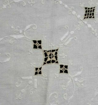 Vintage Off White Linen Hand Drawn Cut Work Embroidered Tablecloth 33 " X 31 "