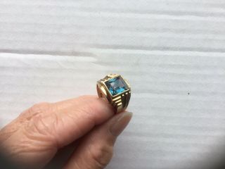 Vintage 10 Karat Gold Men’s Ring With Teal Blue Tourmaline Stone?