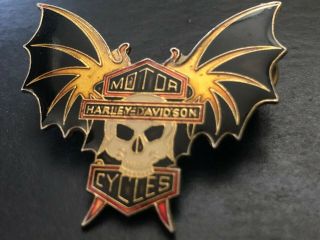Vintage Harley Davidson Motorcycles Jacket Vest Bat Wing Skull Enamel Pin
