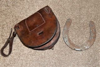 Antique Leather Cavalry Military Horse Shoe & Nails Travelling Pouch WW1 2