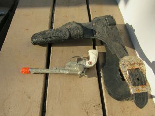 Vintage Hubley Cap Gun And Holster Set