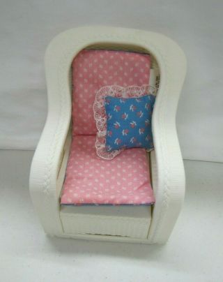 Vintage Barbie Dollhouse White Wicker Furniture Chair W/ Cushion & Pad 1983