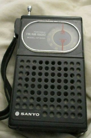 Vintage Transistor Radio Sanyo Am/fm Model Rp 5050 With Low Volume