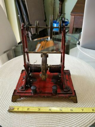 Antique Electric Motor With Derrick For Drive Wheels Cast Iron Toy
