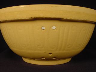RARE ANTIQUE 1800s SIGNED 9 ¼” COLANDER with HANDLES YELLOW WARE 3