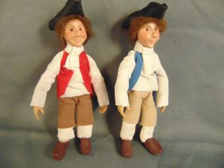 2 Vintage Kindles Colonial Men Dolls Moveable Arms Legs Hand Sewn Clothes Play