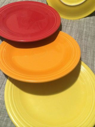 Vintage 4 Pc Fiesta Ware Hlc Dinner Plates Set Of 4 Mixed Colors