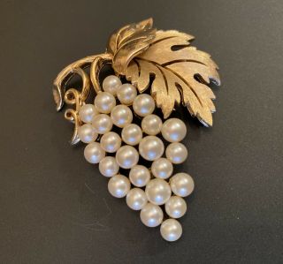 Vintage Crown Trifari Gold Tone Faux Pearl Grape Cluster Leaf Brooch