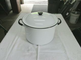 Vintage White Enamel Cooking Pot With Lid - 10 Qt