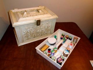 Vintage Max Klein Sc - 4015 Faux Wood Plastic Sewing Box W/ Tray & Contents