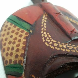 Vintage Handcrafted Wall Decor Painted African Mask 7 inch Tall Collectible 3