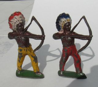 2 - Vintage Indian Chiefs Lead Toy Soldier Figures With Bow And Arrows