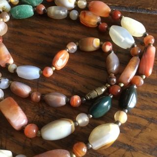 VERY LONG VINTAGE NATURAL POLISHED SCOTTISH AGATE BEAD NECKLACE 37 