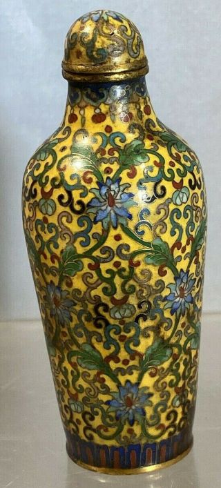 Antique Chinese Cloisonne Urn Shaped Snuff Bottle With Spoon