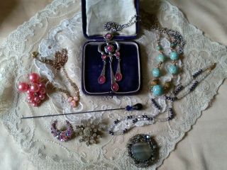 Good Selection Of Vintage Costume Jewellery Miracle Necklace Hat Pin Others
