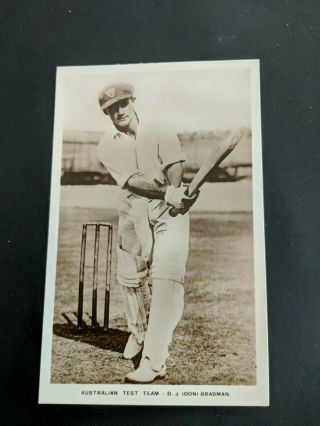 Vintage Cricket Postcard Australia Australian Dj Don Bradman