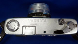 Vintage 35mm Camera Yashica Electro M5 Yashion F2.  8 45mm 1970 Case Strap 2