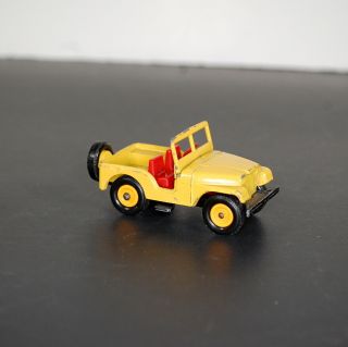 Vintage Matchbox Lesney Standard Jeep No.  72 Yellow