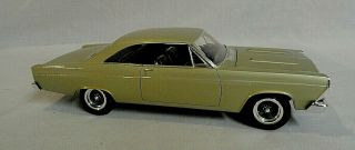 This Pro - Built Amt 1967 Ford Fairlane Screw - Bottom 1/25 Annual Model