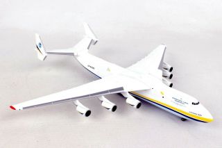 Airplane Ukrainian Antonov An - 225 Mriya Dream Die Cast Model Aircraft