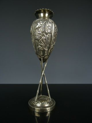 Very Fine Chinese Export Silver Vase With Figures,  Flowers - 19th C. 3