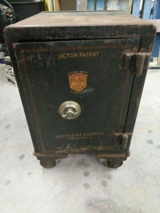 Antique Victor Safe & Lock Co.  Iron Rolling Floor Safe 1904