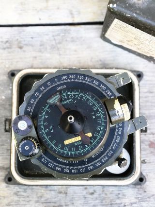 Vintage Magnetic Compass Army Depot Star Chart Sun Universal