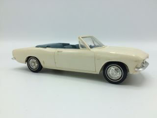 Dealer Promo Model Cars 1965 Chevy Corvair Convertible Ermine White/blue