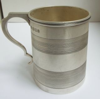 Handsome Heavy English Antique 1931 Solid Silver Half Pint Tankard Mug