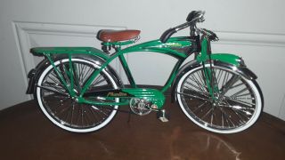 Nib Xonex Schwinn Green Phantom 1:6 Die Cast Balloon Tire - Horn Tank Bicycle.