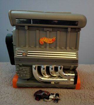 Vintage 1999 Hot Wheels Engine Sto - N - Go Race Case For 28 Vehicles,  Car