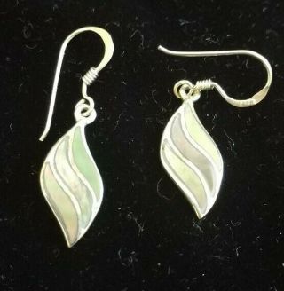 Vintage Sterling Silver Brown And Green Inlaid Mother Of Pearl Earrings.  925
