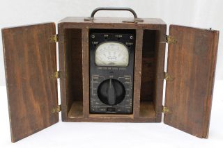 Vintage Triplett Model 666 - R Volt Meter - Collectible