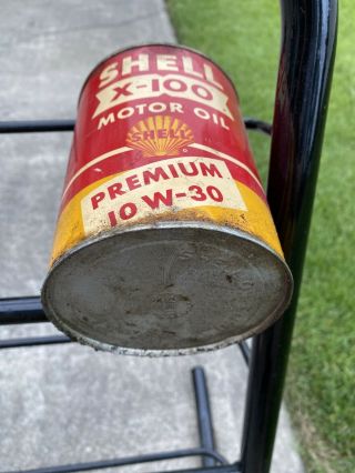 VINTAGE RED SHELL X - 100 METAL QUART ROUND MOTOR OIL CAN Opened Premium 10w 30 3