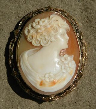 Antique Carved Shell Cameo Brooch / Pendant Set In Gold