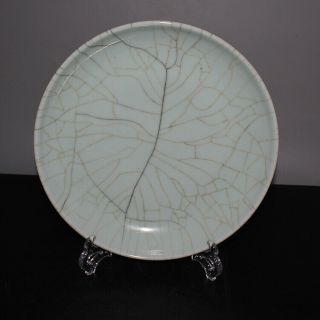 Chinese Old Ge Kiln Crackle Glaze Porcelain Plate