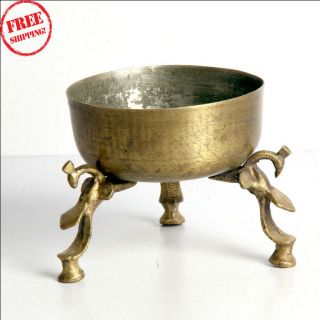 Antique Old Hand Crafted Brass Bowl Peacock Design Stand Kitchenware Bowl 3