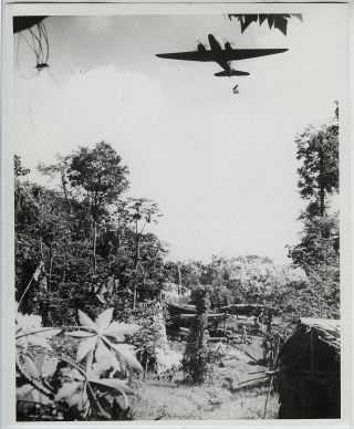 David Douglas Duncan Vintage 1944 Air Drop In The South Pacific Press Photo