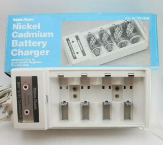 Vintage Radio Shack Nickel Cadmium Battery Charger 23 - 132b